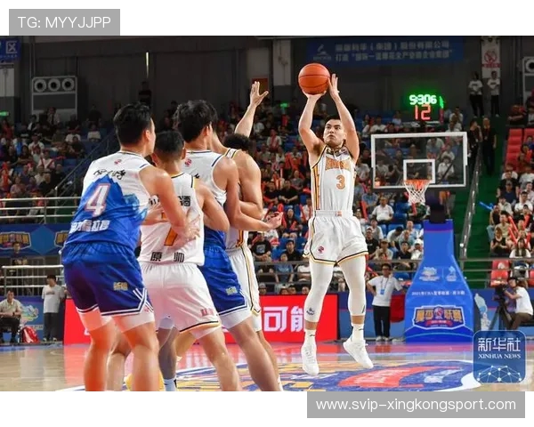 峰回路转！新疆男篮被曝重回CBA，原来名记早有暗示！